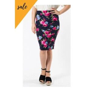 NWT Agnes & Dora XL Pencil Skirt Black Red Pink Rose Floral Smooth Knit